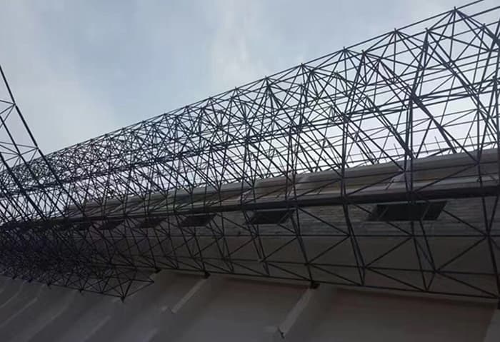 辽宁灯塔网架钢结构工程有限公司