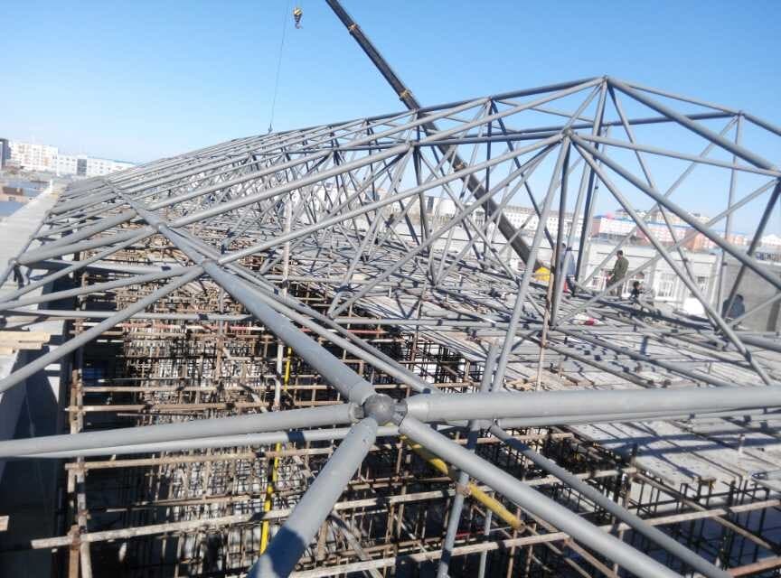 灯塔商贸城屋顶网架工程